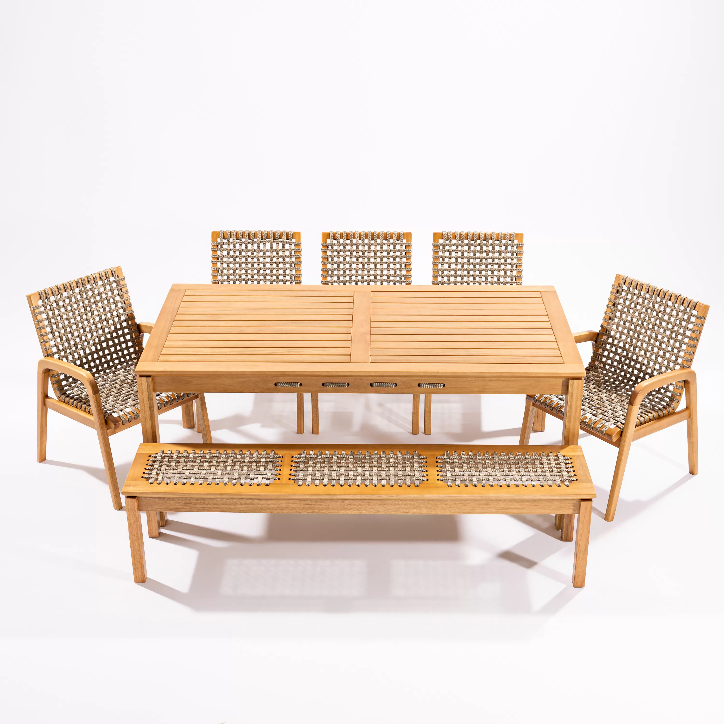 Mesa de Jantar em Madeira Corda Areia | Linha Traço - Alt. 0,75 cm X Larg. 2,20 cm X Prof. 0,93 cm - Espaço Casa e Jardim